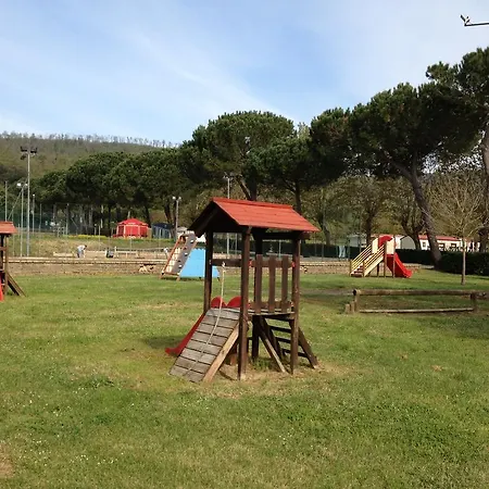 Vakantiepark Chalet La Dolce Vita Bracciano (Rome)