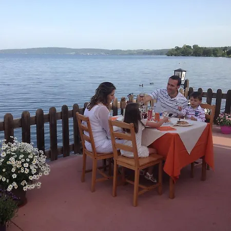 Chalet La Dolce Vita Bracciano (Rome)